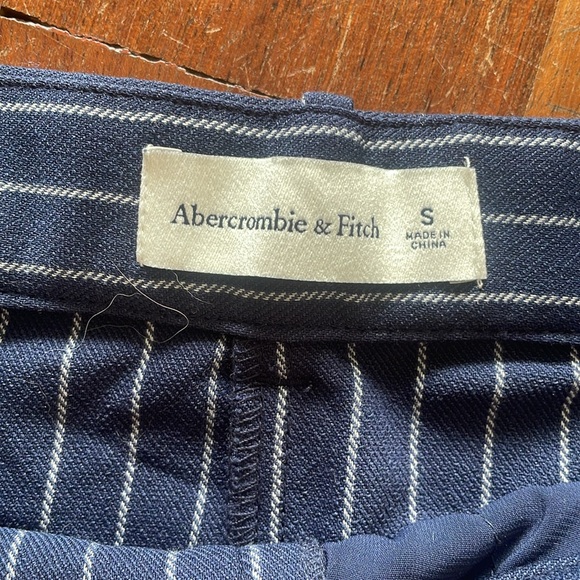 Abercrombie high waist tailored shorts - pin stripe - Picture 2 of 3